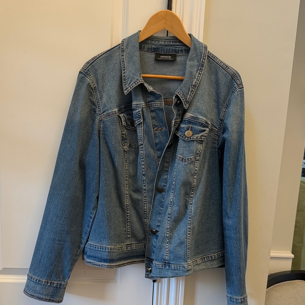 Venezia for lane Bryant denim jacket. Size 20